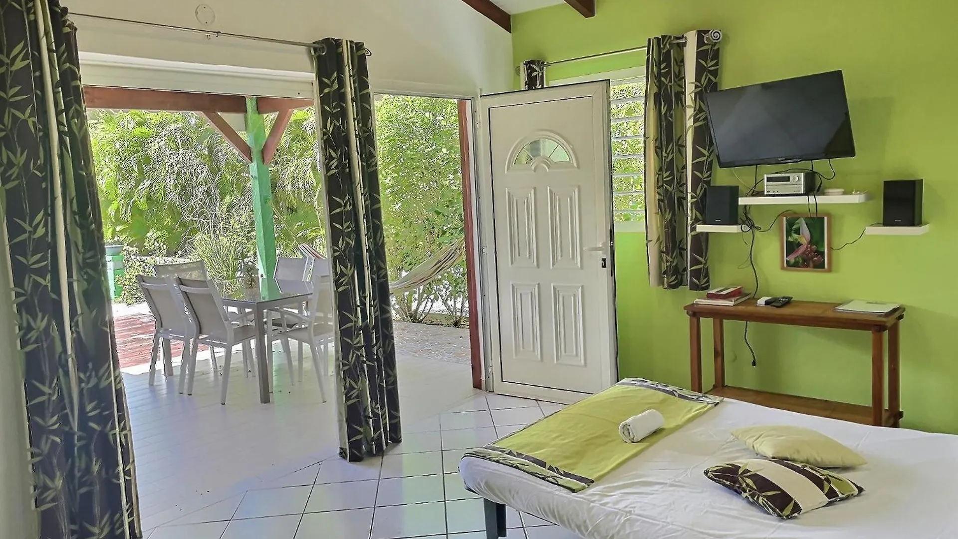Apartment Detente Et Nature Au Bungalow Cascade Aux Ecrevisses Saint-Francois  Guadeloupe